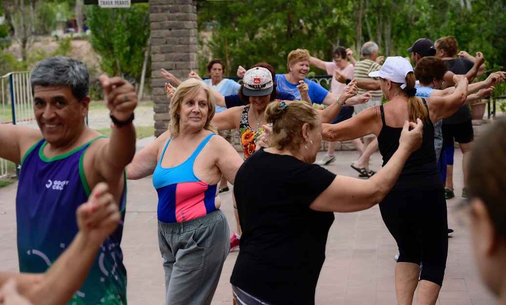 escuela de verano gimnasia mayores
